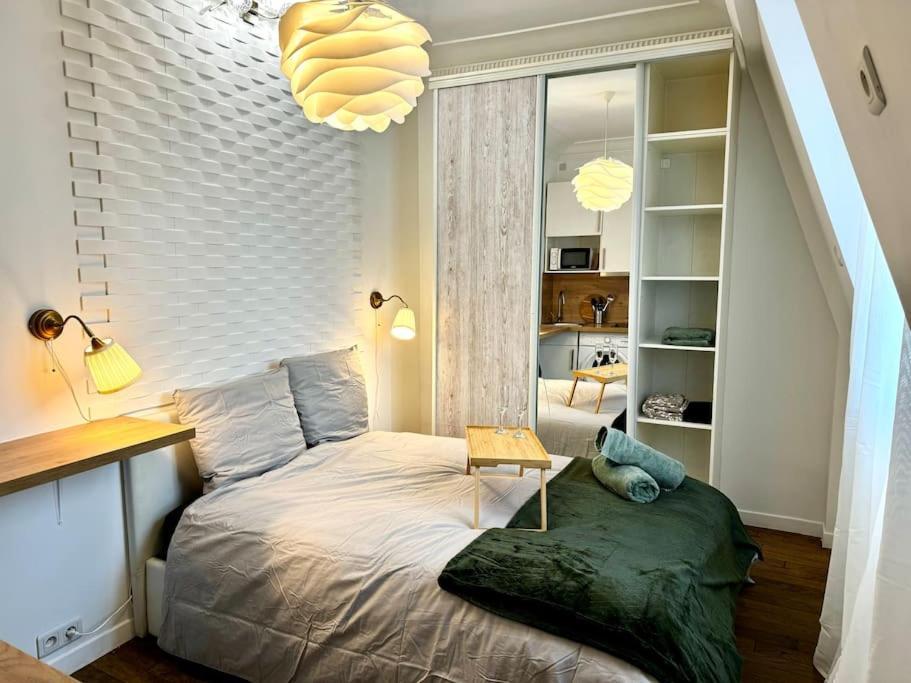 Champs-Elysees - Suite For 2 People Paris Eksteriør billede