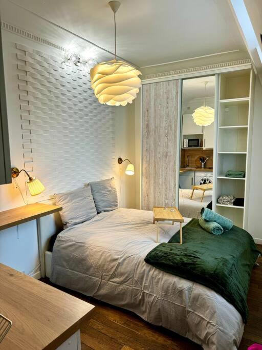 Champs-Elysees - Suite For 2 People Paris Eksteriør billede