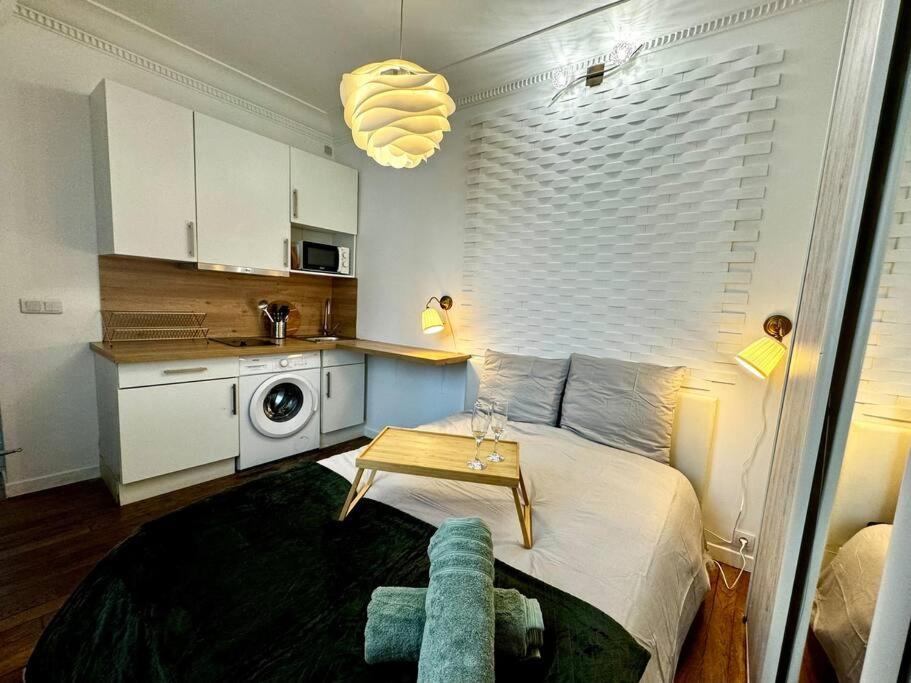 Champs-Elysees - Suite For 2 People Paris Eksteriør billede